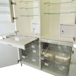 MLK-65 medicine cabinet